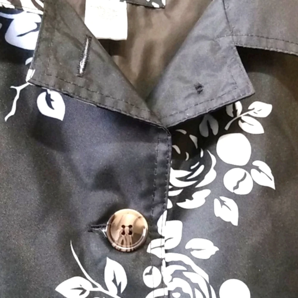 CAPELLI NEW YORK FLORAL SHORT COAT SIZE SMALL
